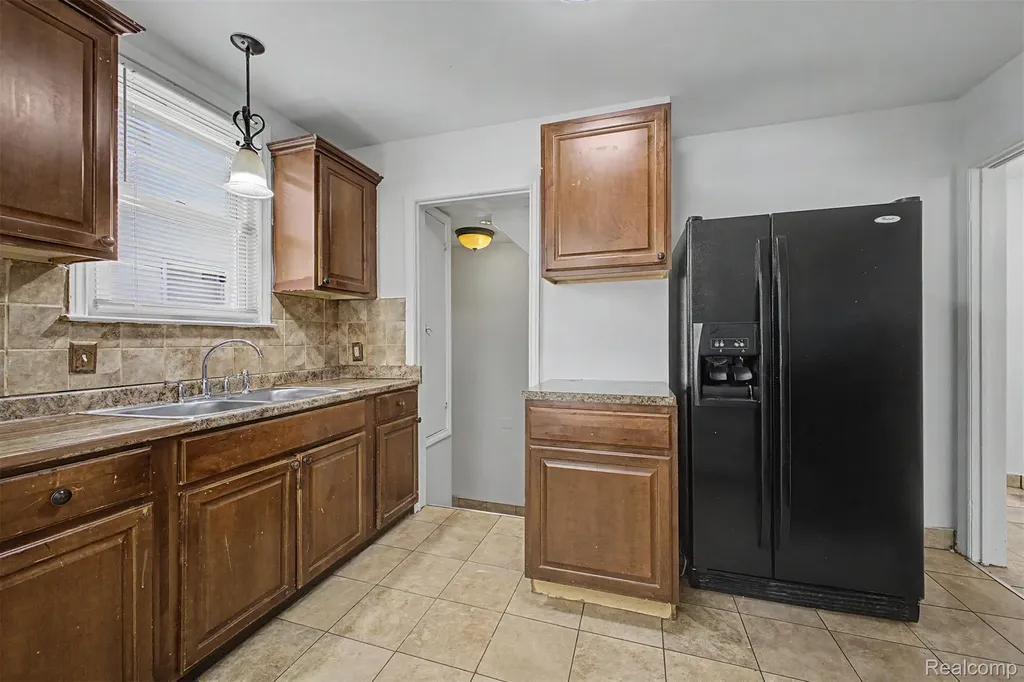 4645 Rosalie Street Dearborn City MI 48126