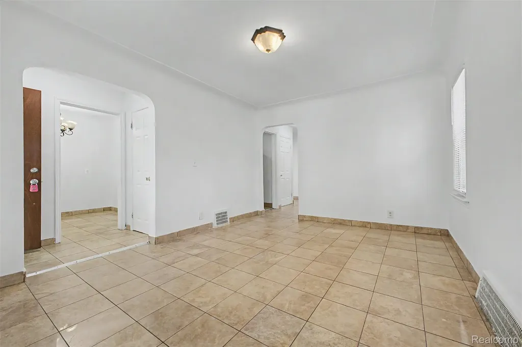 4645 Rosalie Street Dearborn City MI 48126