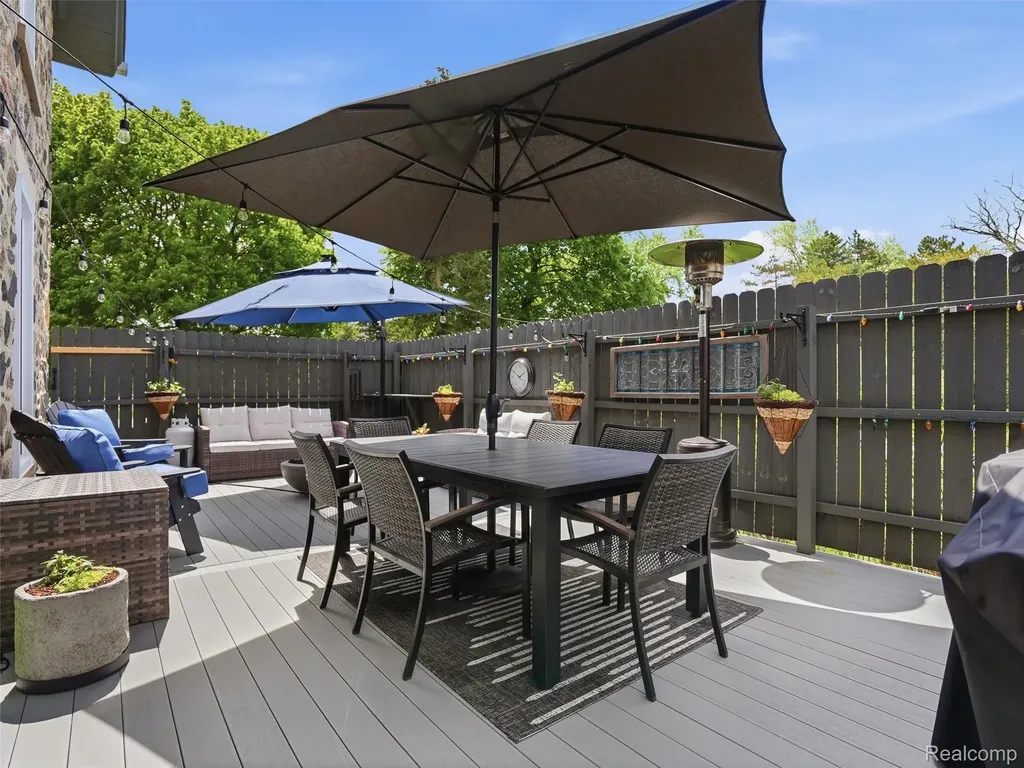 7475 Pinehurst Circle Bloomfield Hills City MI 48301