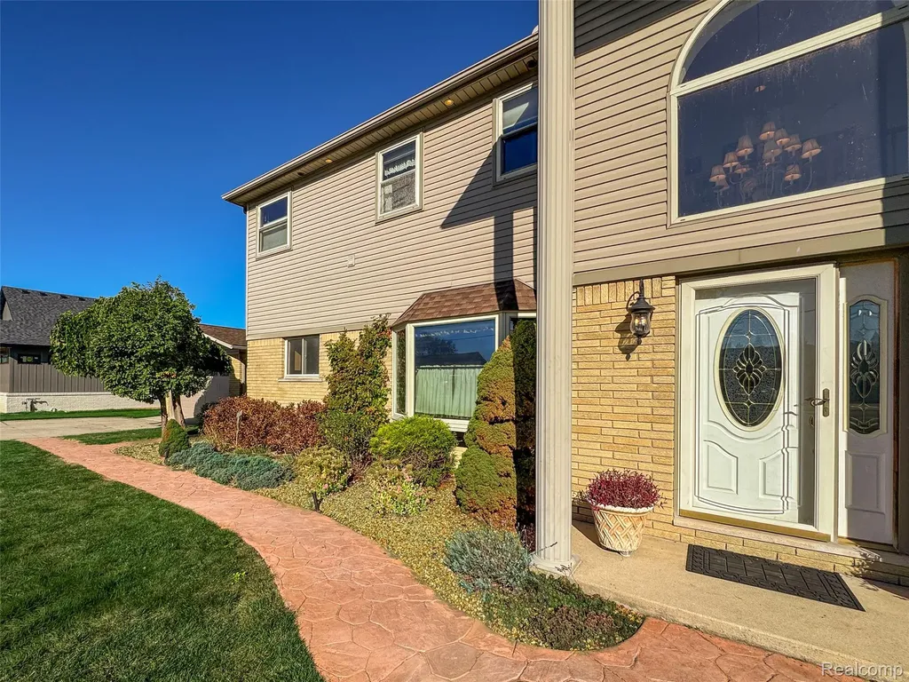 7214 Cardinal Street Clay Township MI 48001