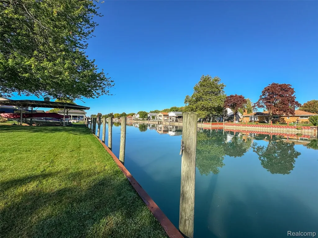 7214 Cardinal Street Clay Township MI 48001