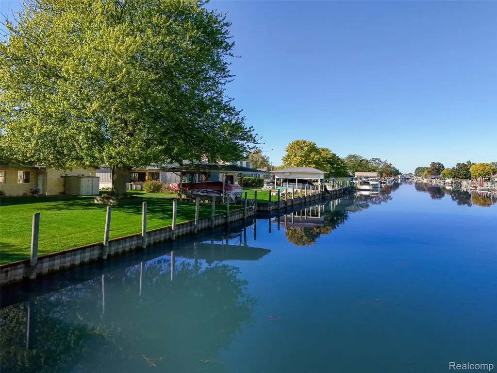 7214 Cardinal Street Clay Township MI 48001