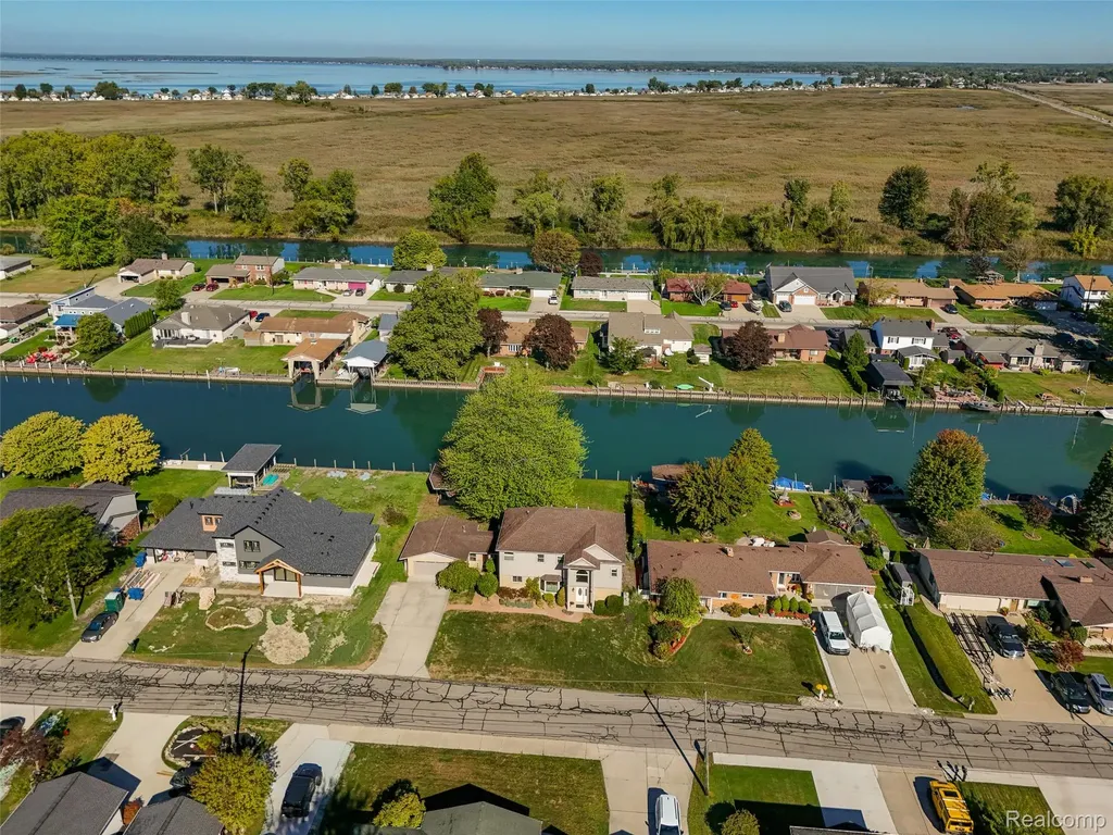 7214 Cardinal Street Clay Township MI 48001