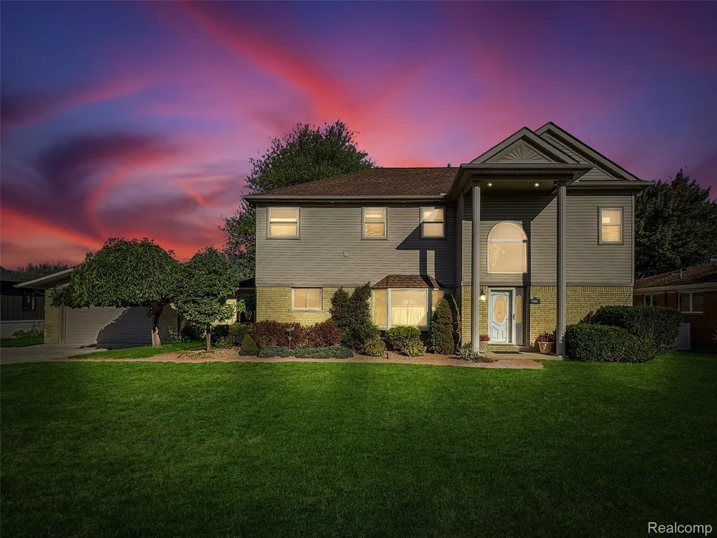7214 Cardinal Street Clay Township MI 48001