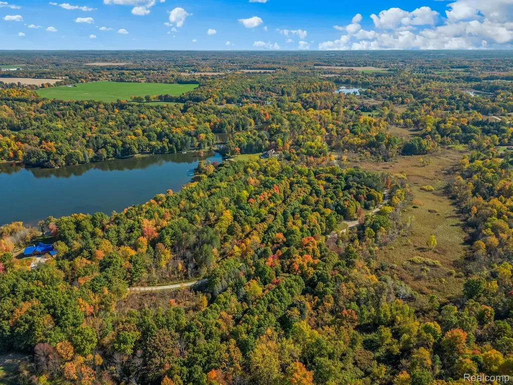 4695 Waterwood Way Howell Township MI 48855