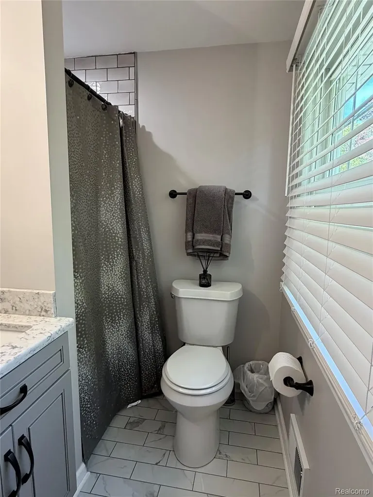 14875 Dogwood Court Plymouth Charter Township MI 48170