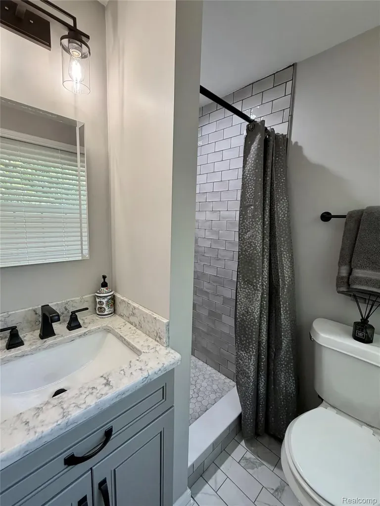 14875 Dogwood Court Plymouth Charter Township MI 48170