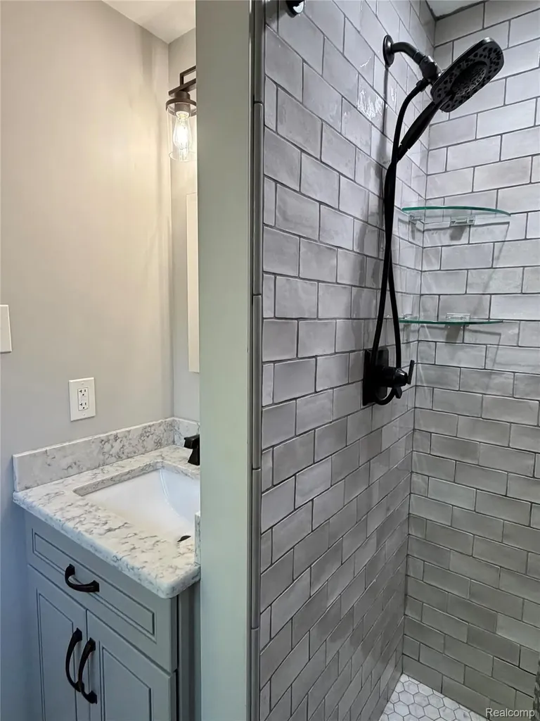 14875 Dogwood Court Plymouth Charter Township MI 48170