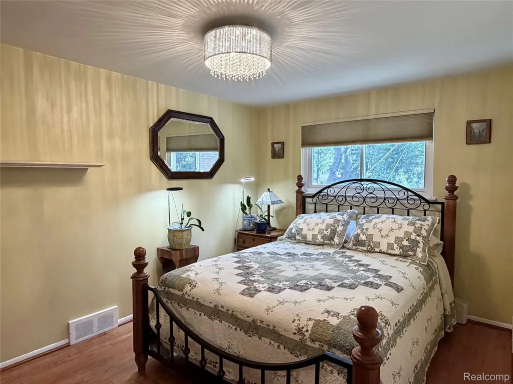14875 Dogwood Court Plymouth Charter Township MI 48170