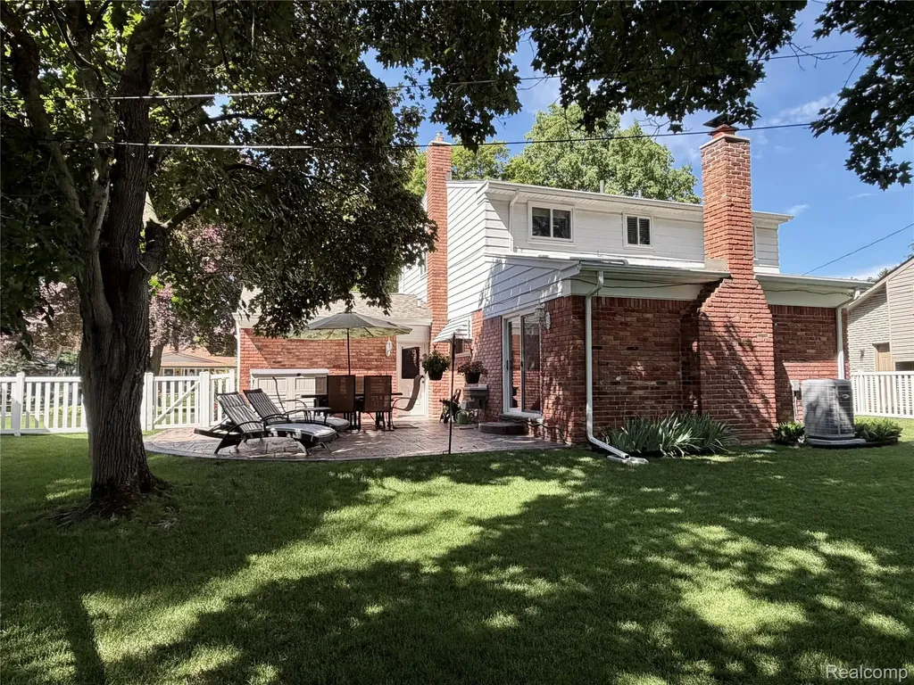 14875 Dogwood Court Plymouth Charter Township MI 48170