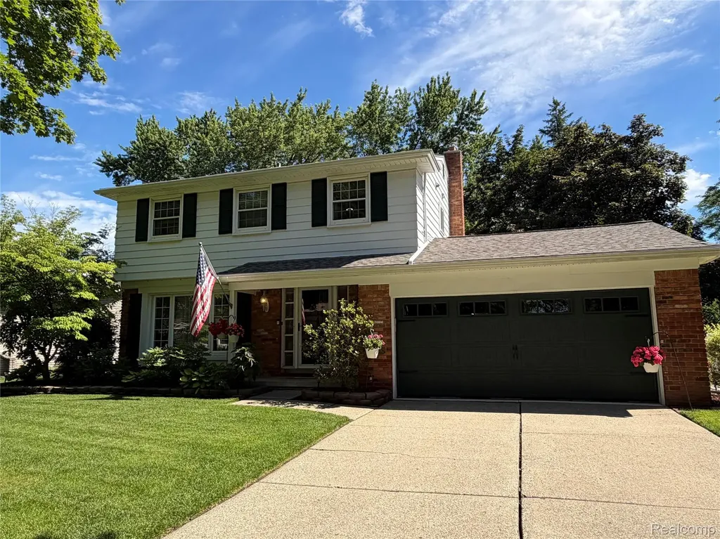 14875 Dogwood Court Plymouth Charter Township MI 48170