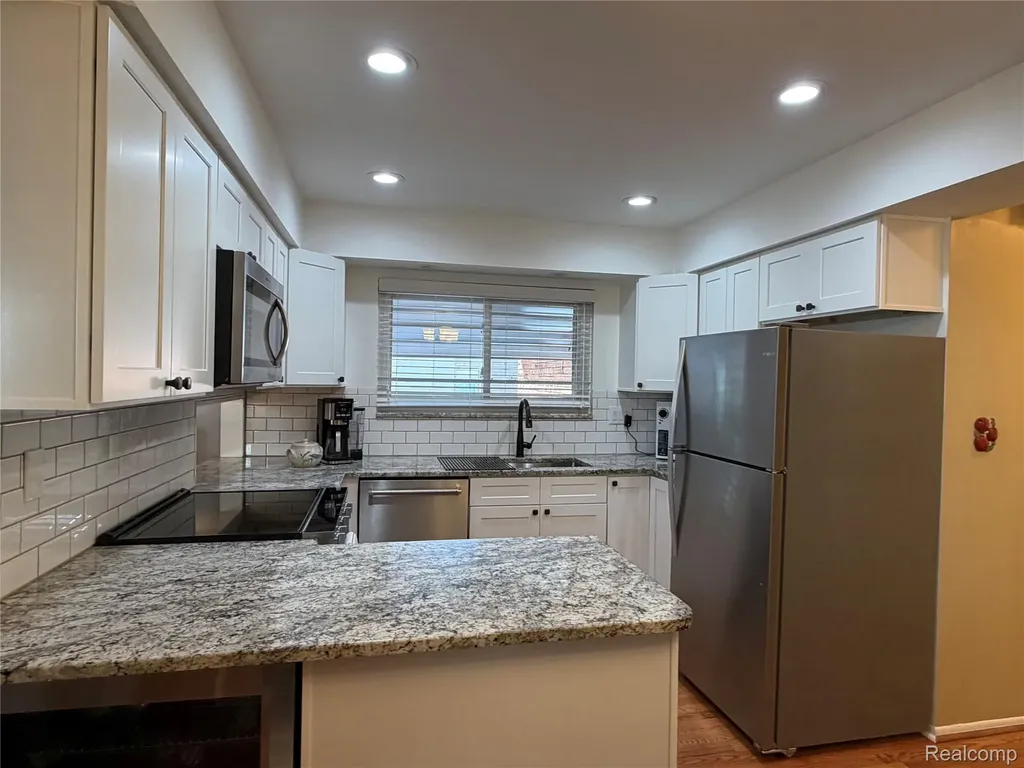 14875 Dogwood Court Plymouth Charter Township MI 48170
