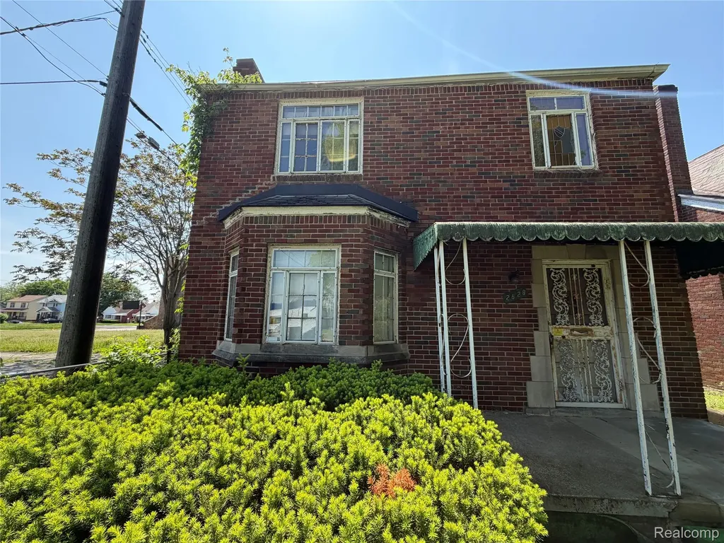 2629 Fullerton Street Detroit City MI 48238