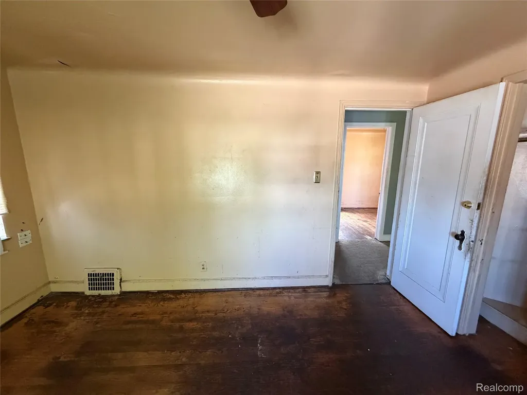 2629 Fullerton Street Detroit City MI 48238