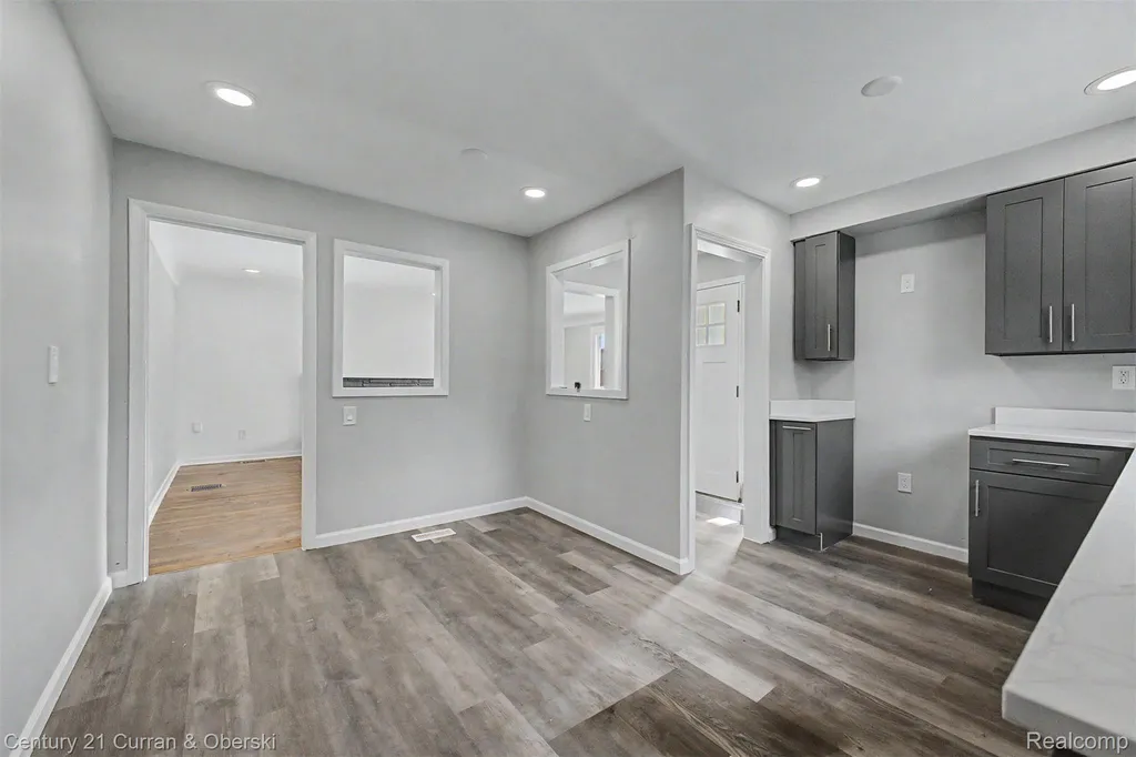 14405 Fenton Redford Charter Township MI 48239