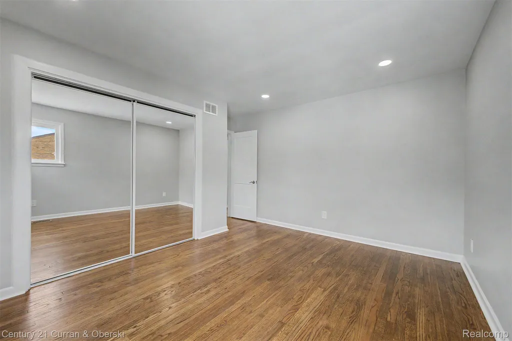 14405 Fenton Redford Charter Township MI 48239