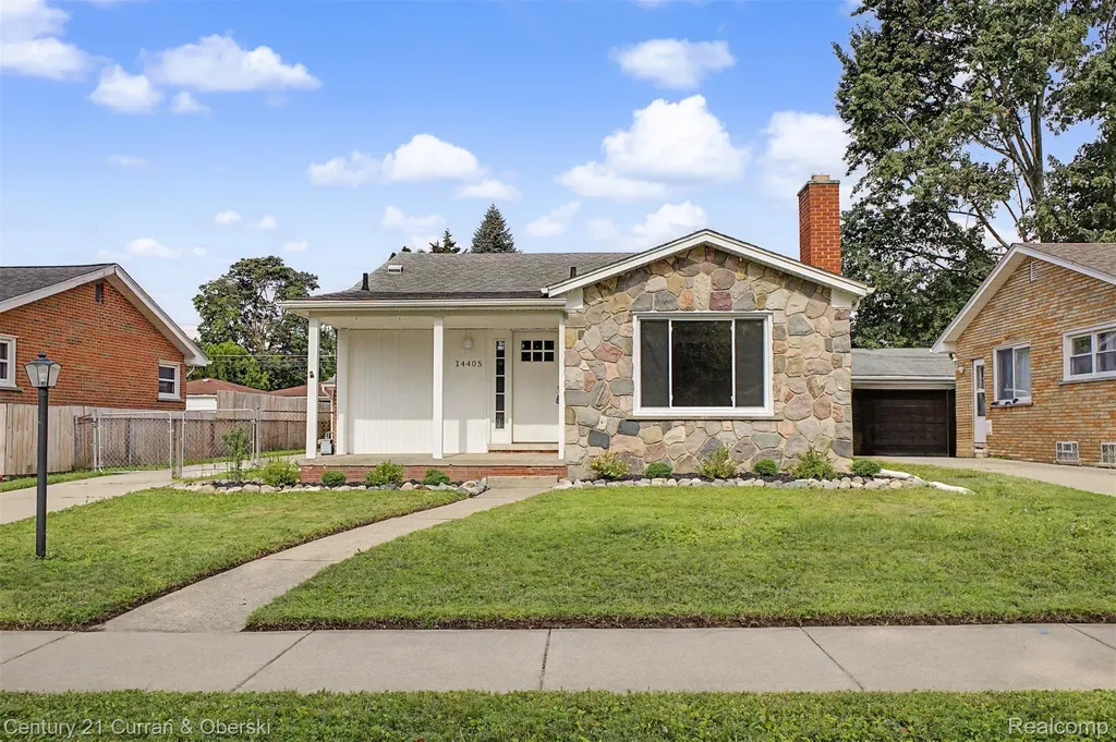 14405 Fenton Redford Charter Township MI 48239
