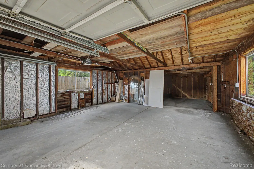 14405 Fenton Redford Charter Township MI 48239