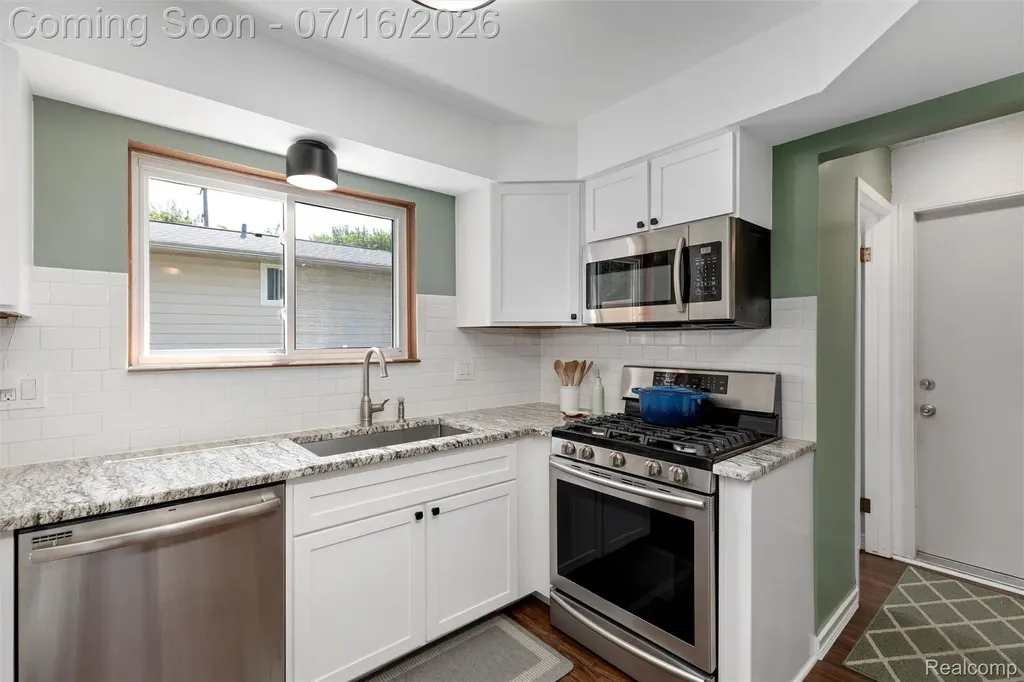 7226 Camelia Court Canton Charter Township MI 48187