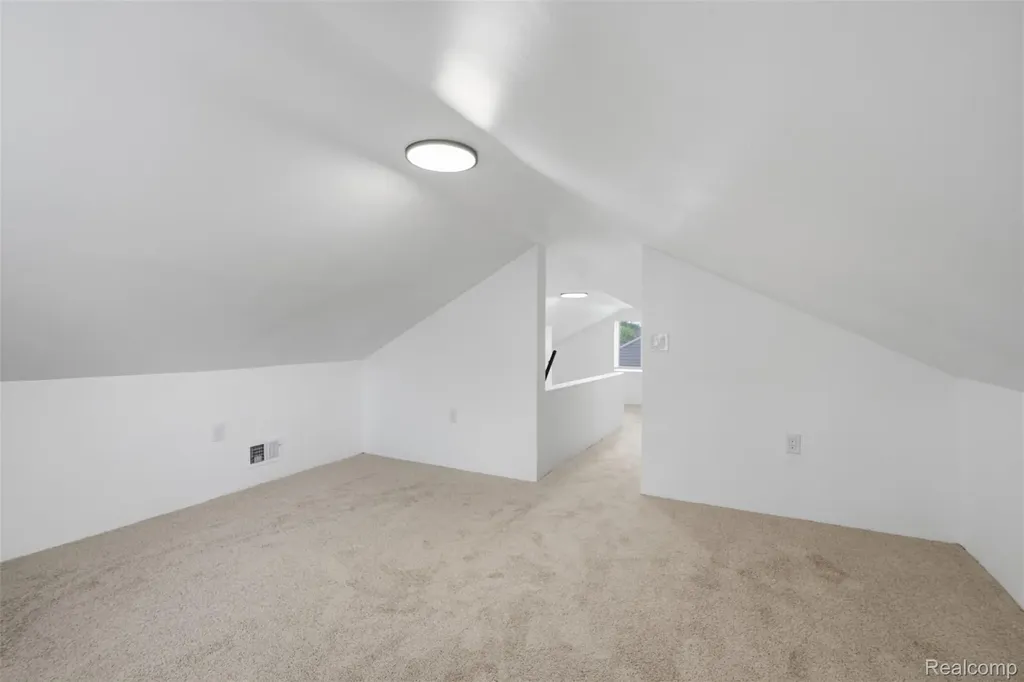 1717 Lindbergh Street Wyandotte City MI 48192