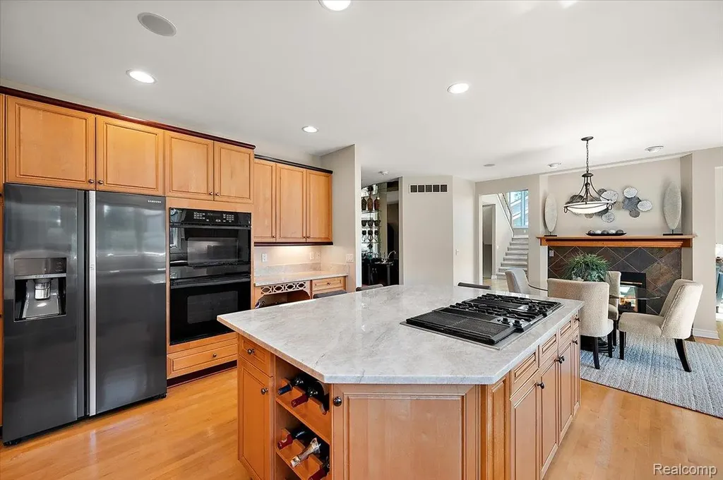 4417 Island View Drive Waterford Charter Township MI 48328