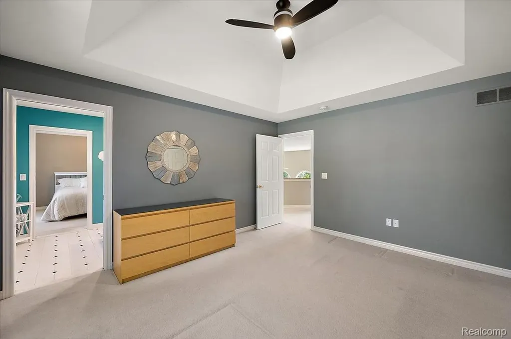 4417 Island View Drive Waterford Charter Township MI 48328