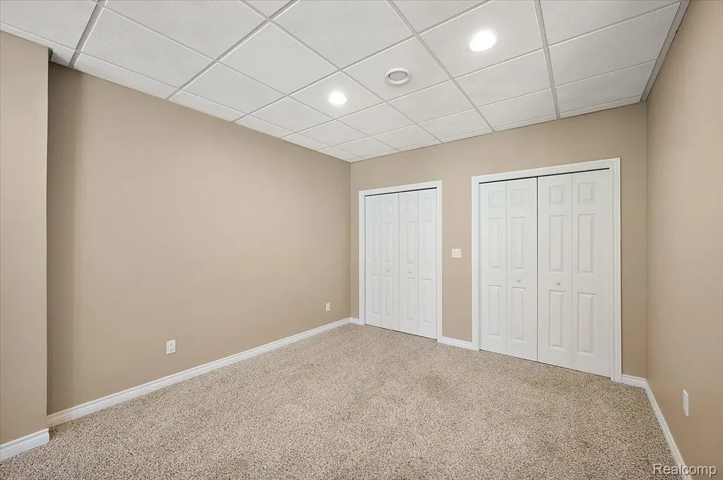 4417 Island View Drive Waterford Charter Township MI 48328