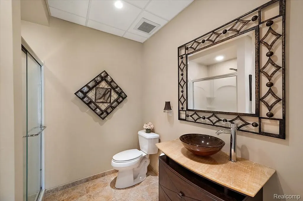 4417 Island View Drive Waterford Charter Township MI 48328