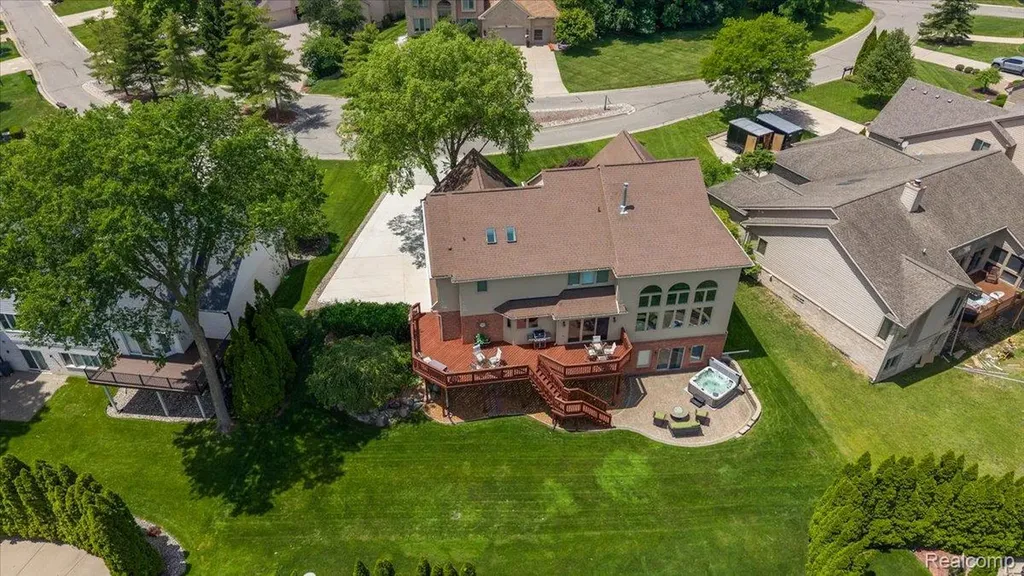 4417 Island View Drive Waterford Charter Township MI 48328