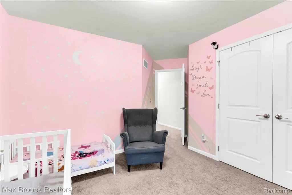 8401 Sharon Drive White Lake Charter Township MI 48386