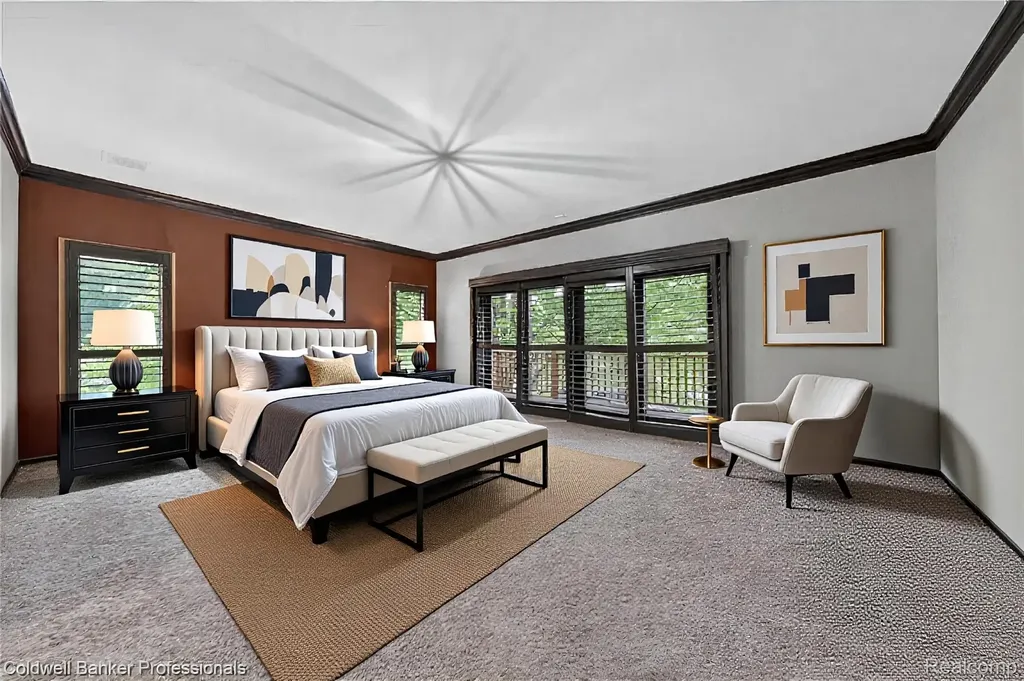 2076 Shore Hill Court West Bloomfield Charter Township MI 48323