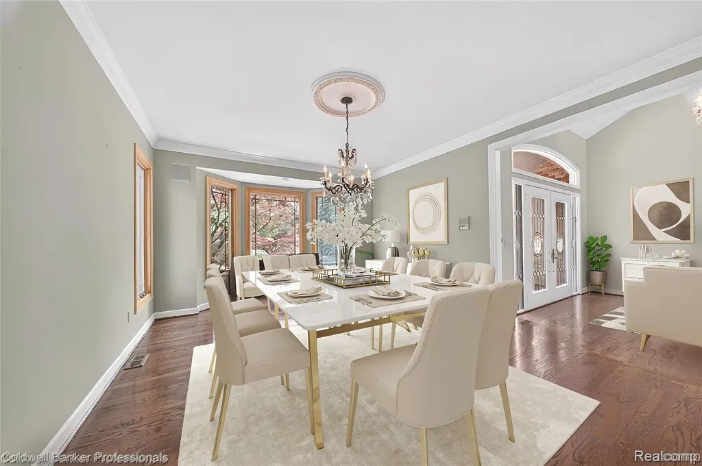 2076 Shore Hill Court West Bloomfield Charter Township MI 48323