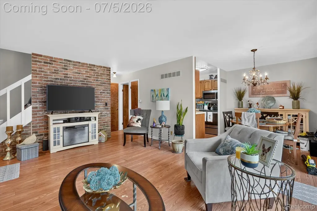 524 W Rockwell Street Fenton City MI 48430