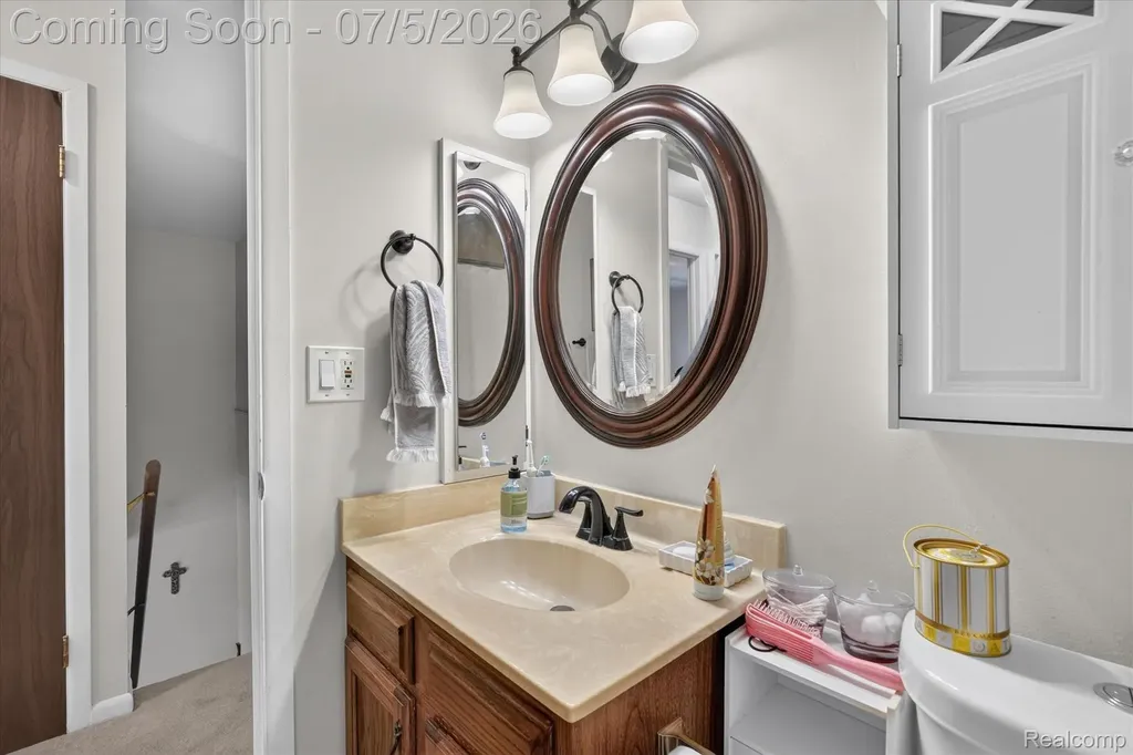 524 W Rockwell Street Fenton City MI 48430