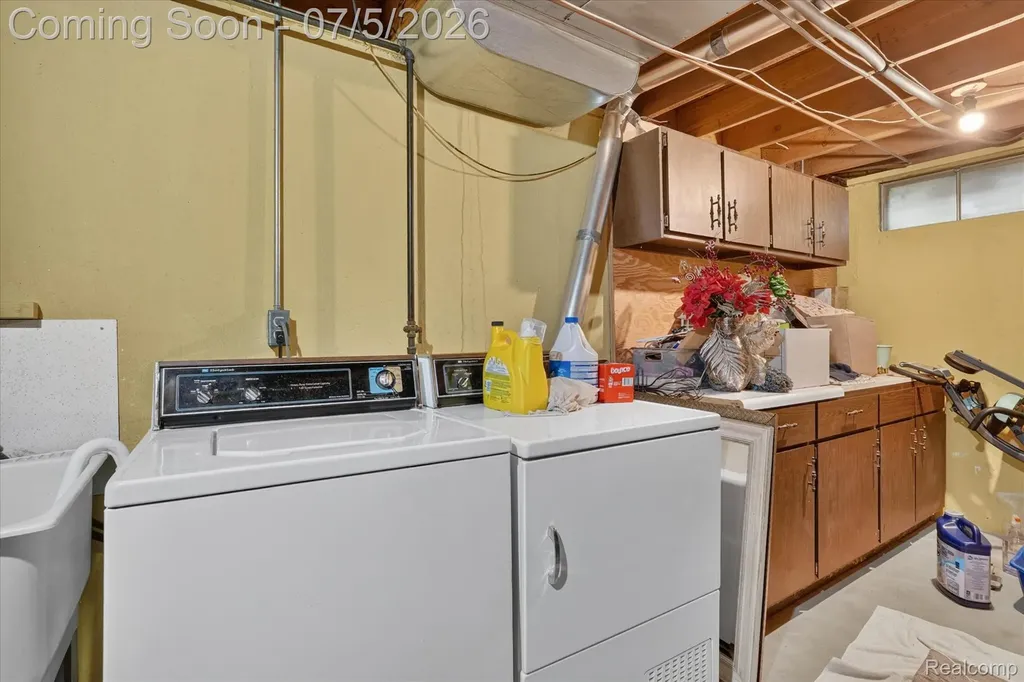 524 W Rockwell Street Fenton City MI 48430
