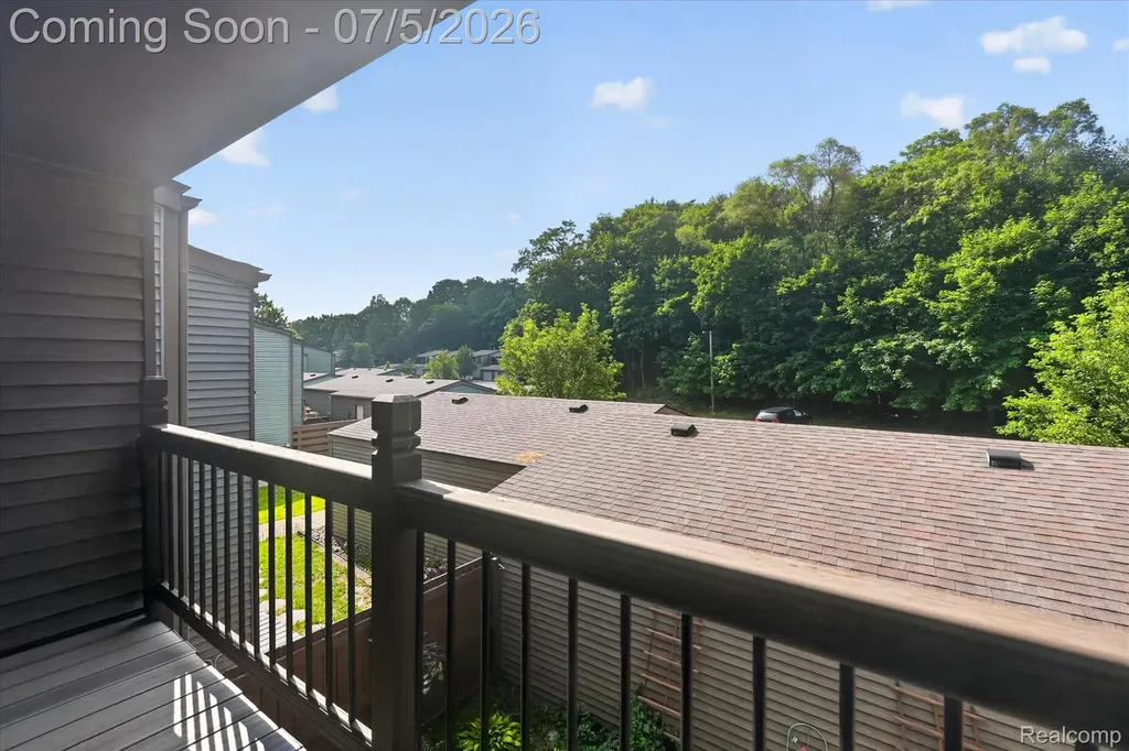 524 W Rockwell Street Fenton City MI 48430