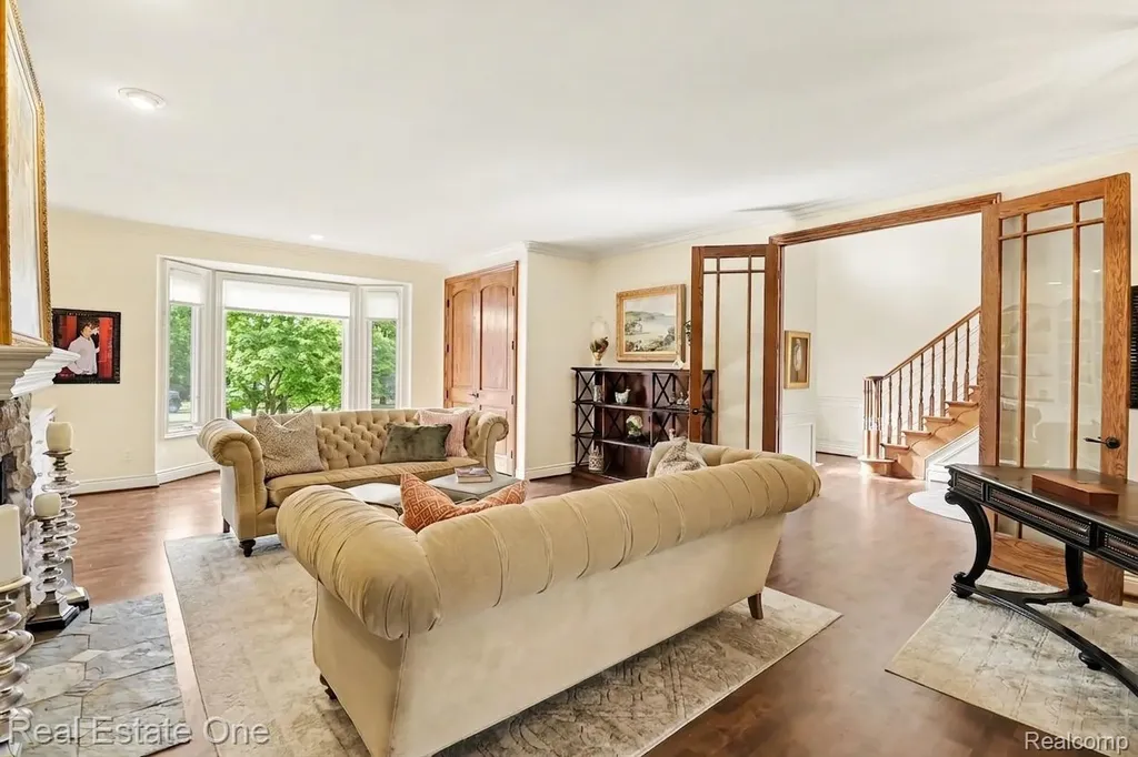 960 Hill Hollow Lane Milford Charter Township MI 48381