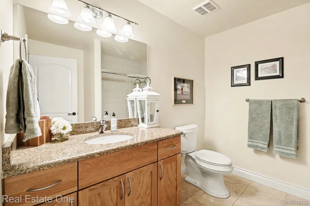 960 Hill Hollow Lane Milford Charter Township MI 48381