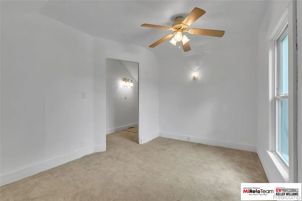 848 Caton Avenue Adrian City MI 49221