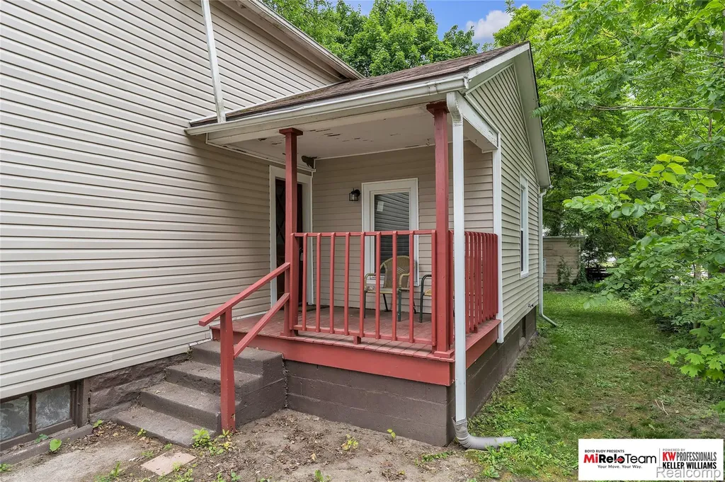 848 Caton Avenue Adrian City MI 49221