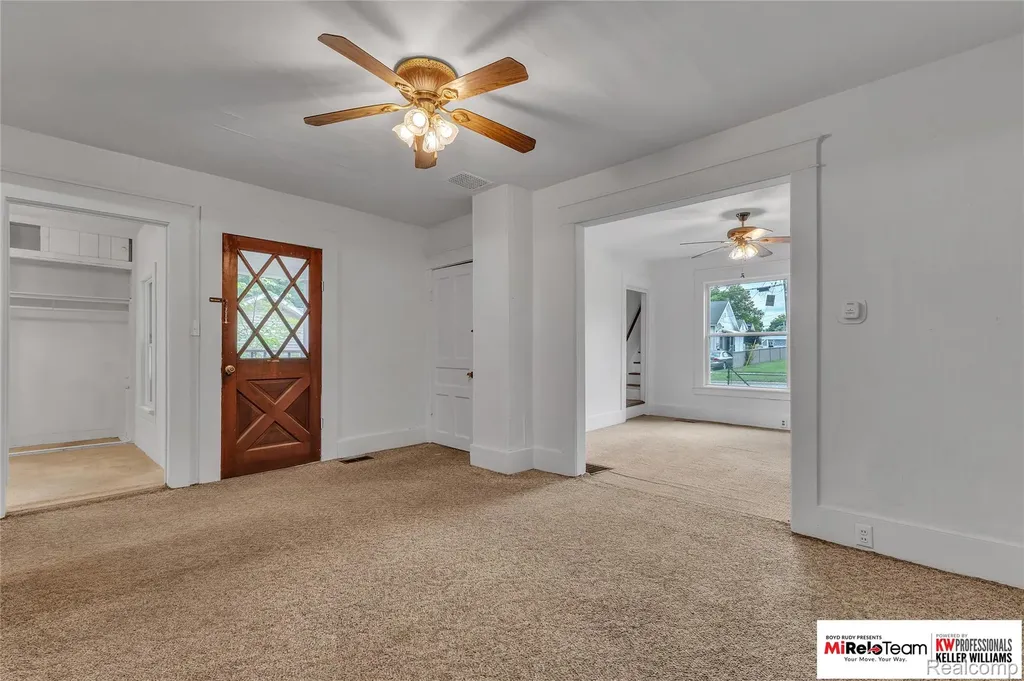 848 Caton Avenue Adrian City MI 49221