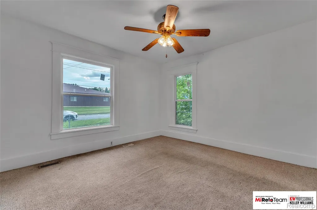 848 Caton Avenue Adrian City MI 49221