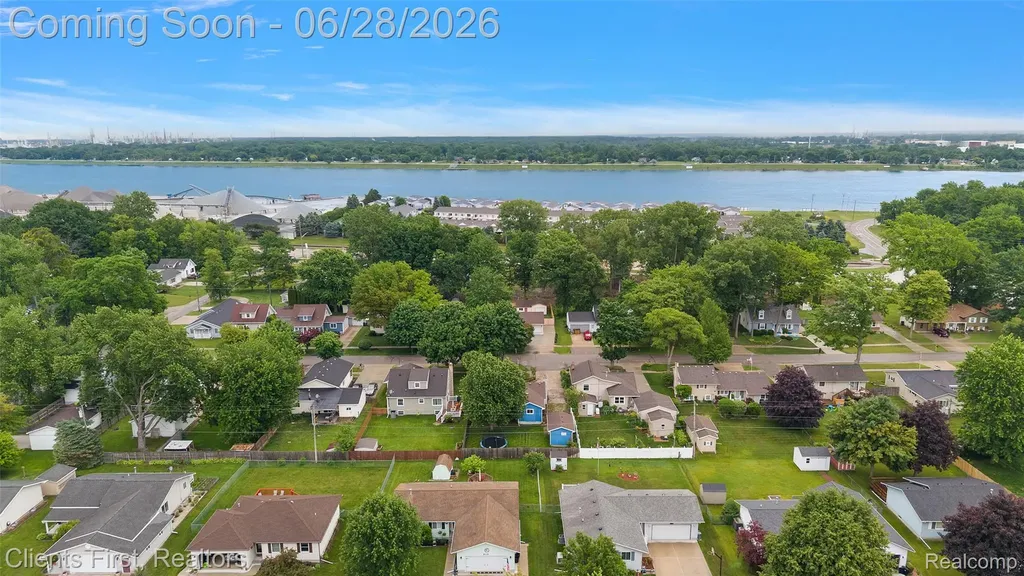 840 Saint James Street Marysville City MI 48040