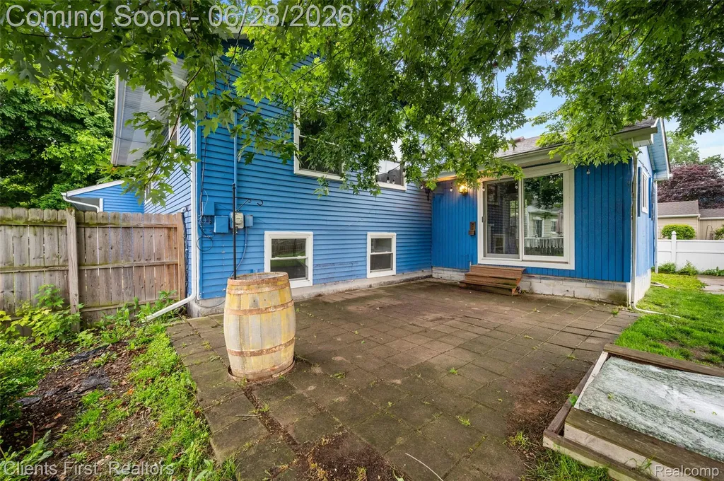 840 Saint James Street Marysville City MI 48040