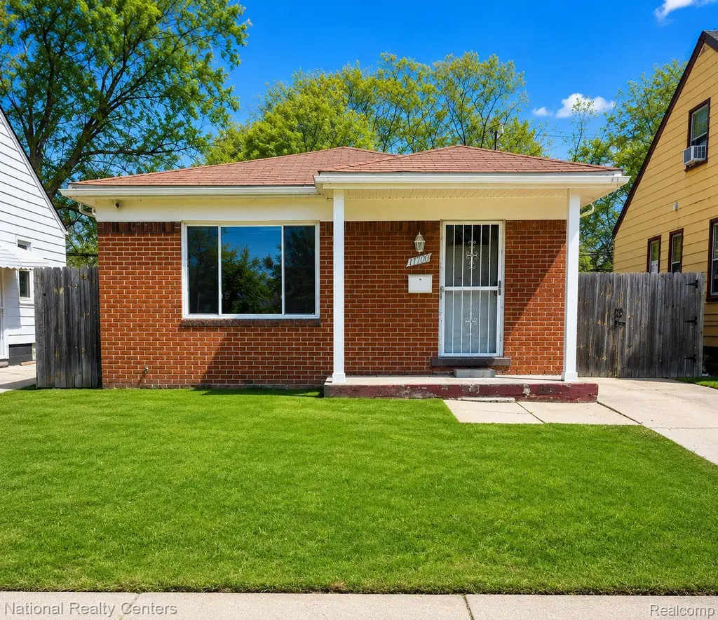 11700 Auburn Street Detroit City MI 48228