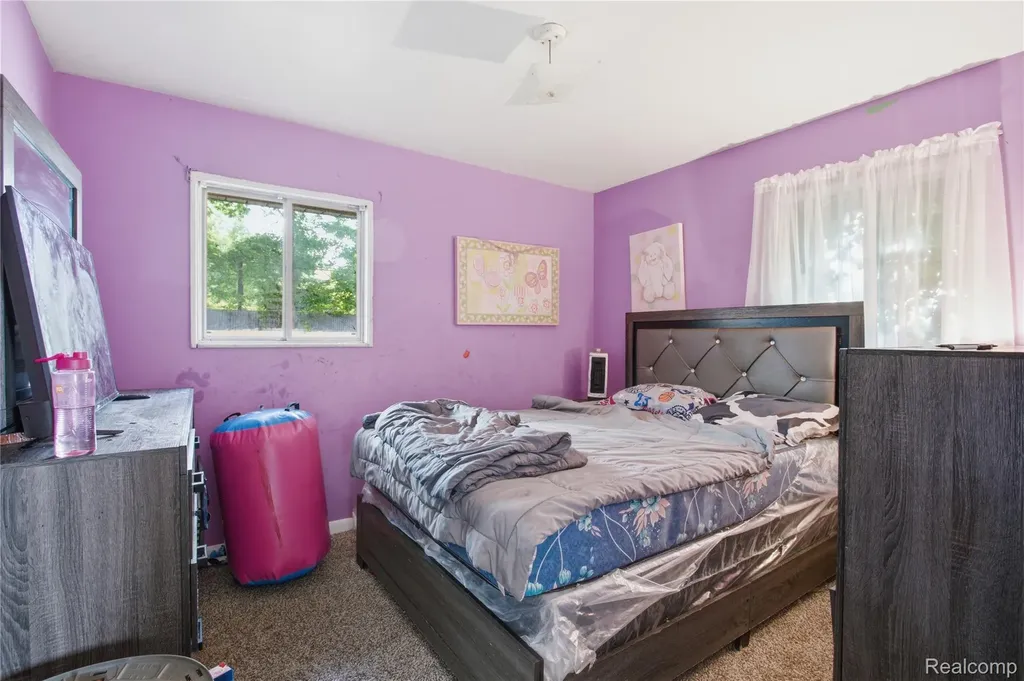 117 N Groesbeck Highway Mt. Clemens City MI 48043