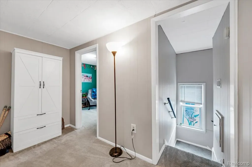128 Fox Street Lapeer City MI 48446