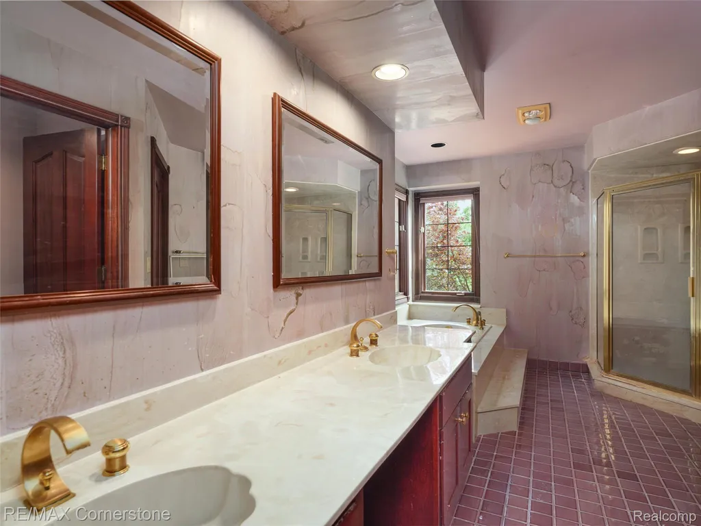 13780 Eaton Drive Plymouth Charter Township MI 48170