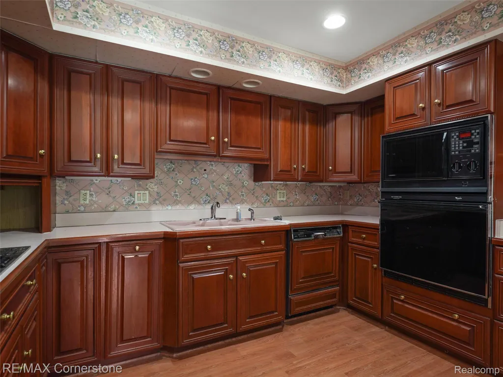 13780 Eaton Drive Plymouth Charter Township MI 48170
