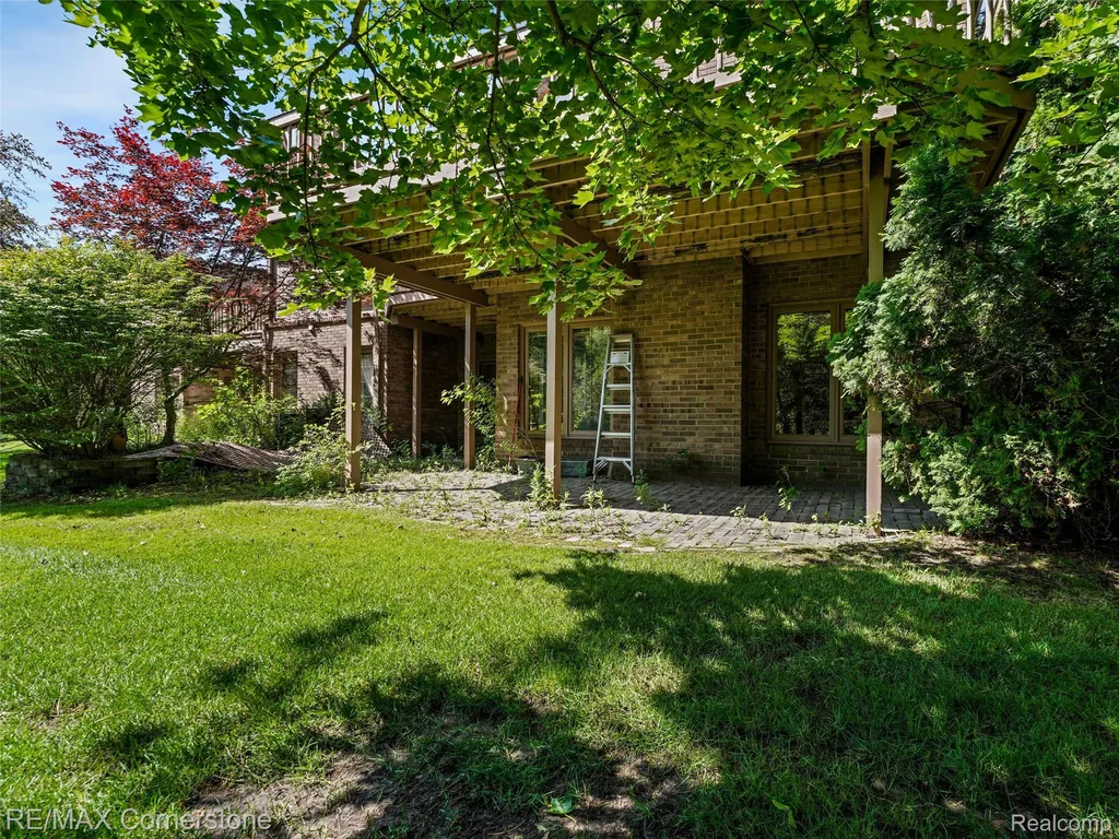 13780 Eaton Drive Plymouth Charter Township MI 48170